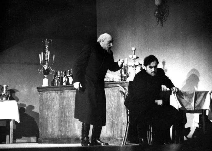   . " " ( - 1956). ., .     ( , ).