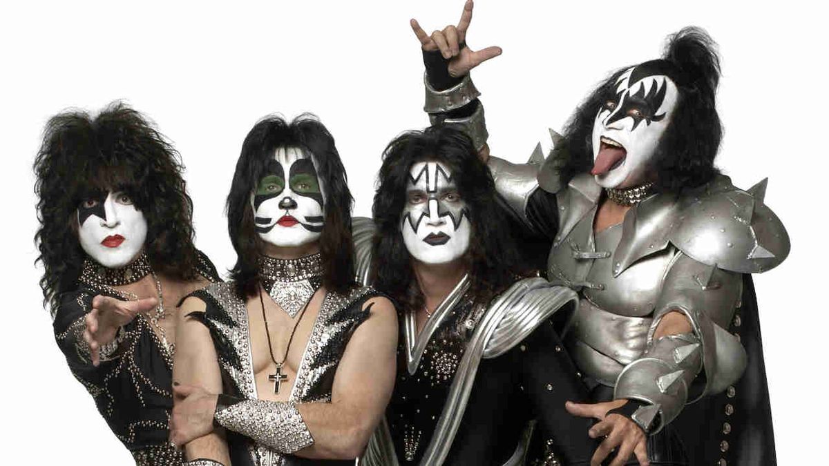 KISS и их *ALIVE at Cobo Hall 1975* первый из пяти концертов, записанных для Alive в 1975 году в Detroit’s Cobo Hall ROCK/HARD ROCK - Рок, Хард-Рок, Kiss, Live, Видео, YouTube