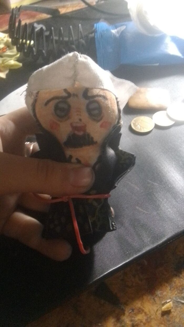 трафальгар в халатике (без кепки)