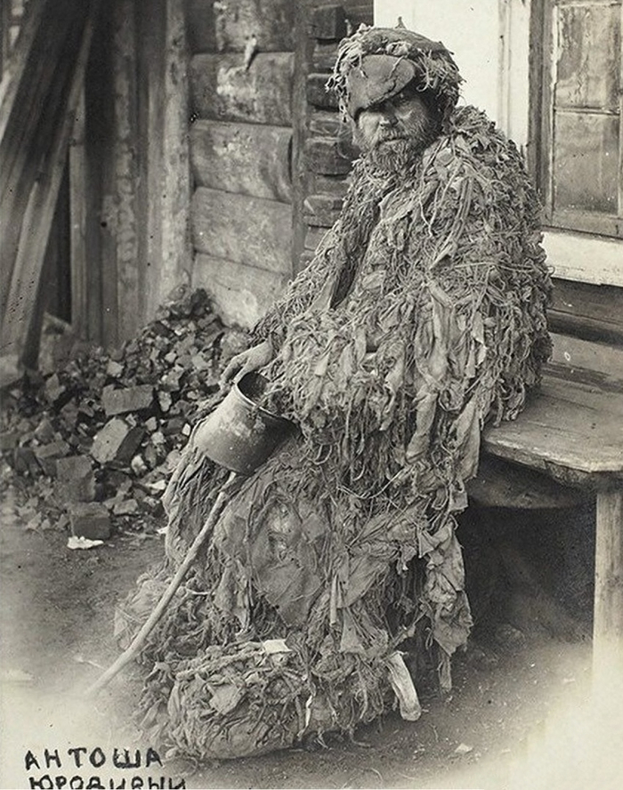 Антоша Юродивый из Иркутской губернии, 1900 год. Автор фотографии неизвестен.