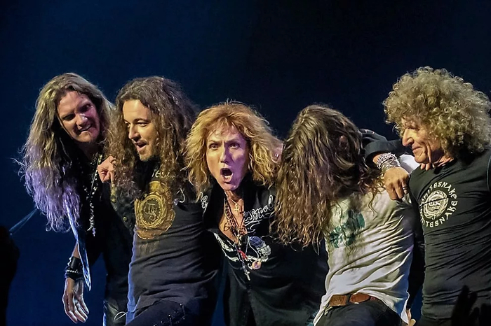 WHITESNAKE с треком *Fare Thee Well* из альбома 2025 года Forevermore: Revisited, Remixed and Remastered