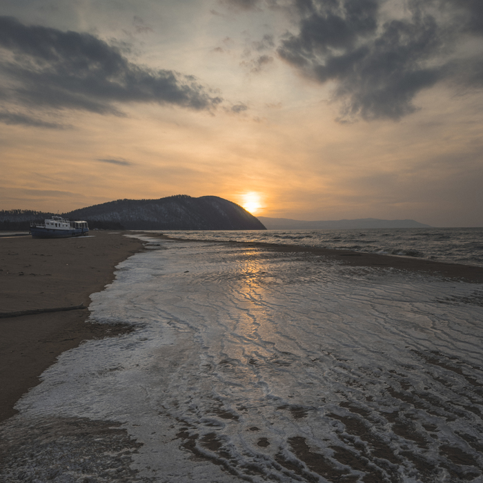 Почти зимний Байкал