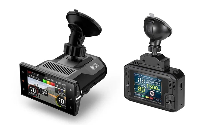 Слева – комбо-регистратор с рупорной антенной, справа – с вертикальной патч-антенной 