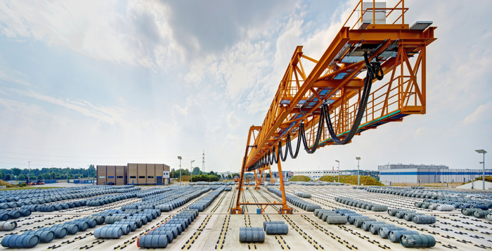 Отсюда хрен что спизд...шь