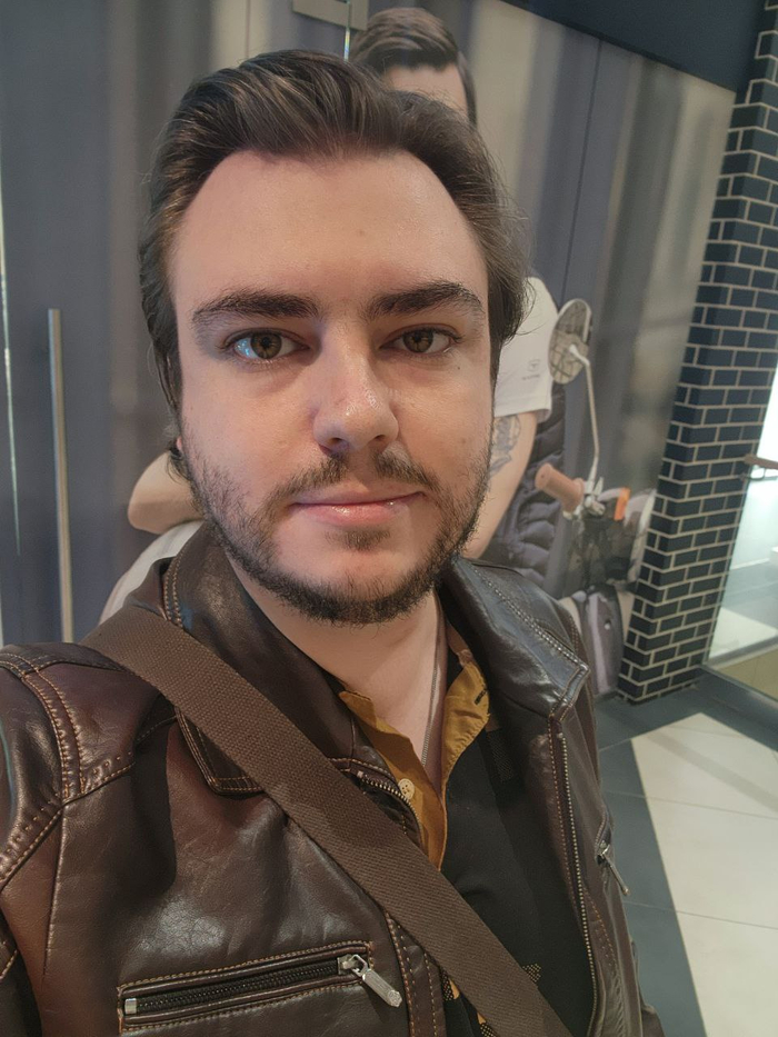 Фото Samsung S22 Ultra, 26mm, f/2.2 селфи камера :D