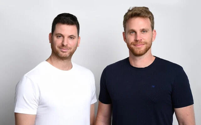 Соучредители израильского стартапа Orca AI Дор Равив (слева) и Ярден Гросс. (Предоставлено)