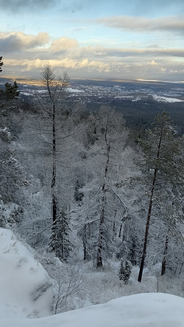 Синяя гора и Кудрявый камень — доступные достопримечательности Свердловской области. Фото: Андрей Попов