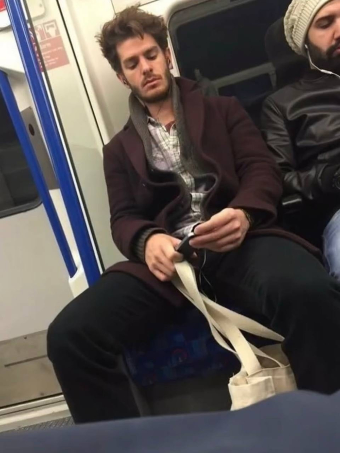 Когда не замутил схему и остался бедным человеком пауком и живешь скромно передвигаясь на метро