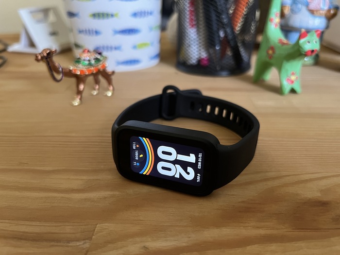 Фитнес-браслет Xiaomi Smart Band 9 Active с экраном по умолчанию