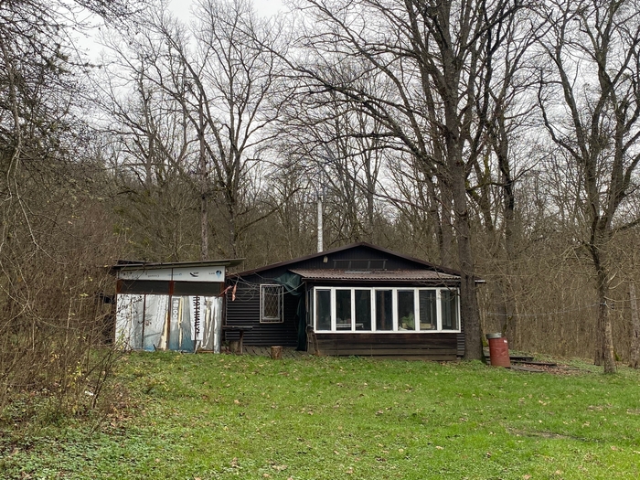 возможно тут живет смотритель ванн, но это не точно