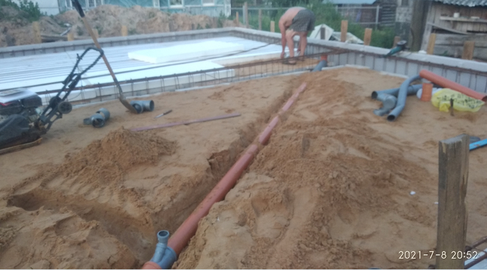 прокладка канализации.