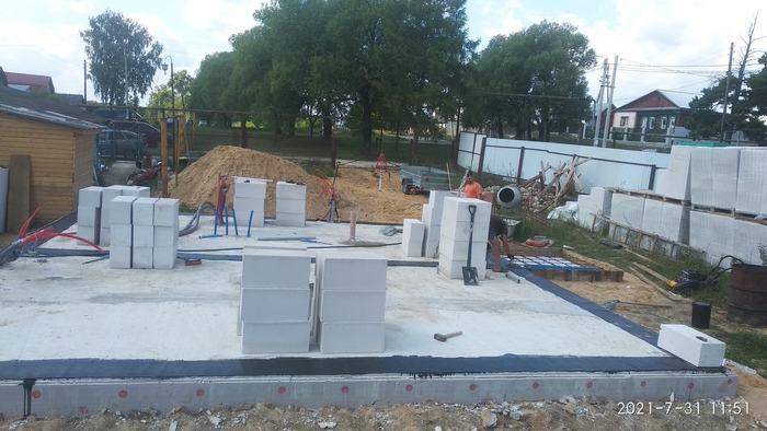 ���������� ������� ����� �� ��������, +- 1 ���������.