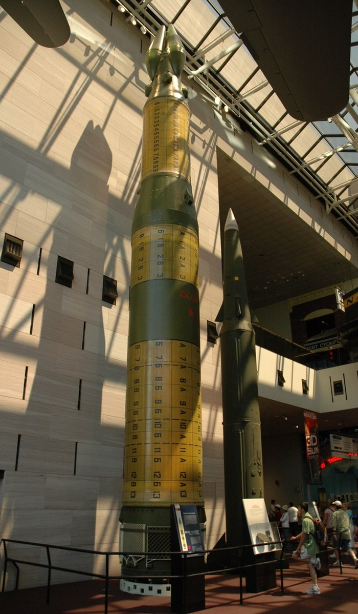 «Пионер» и «Першинг-2» в музее в Вашингтоне