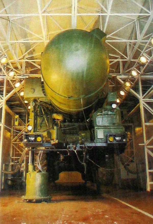 Источник фото: <!--noindex--><a href="https://pikabu.ru/story/yadernyiy_pioner_kakim_byil_predok_oreshnika_kotoryiy_pugal_evropu_40_let_nazad_13504897?u=http%3A%2F%2Fmilitaryrussia.ru%2F&t=http%3A%2F%2Fmilitaryrussia.ru%2F&h=ae45e42ef68ea811bcdd44f6acdd79a2dd84a3b8" title="http://militaryrussia.ru/" target="_blank" rel="nofollow noopener">http://militaryrussia.ru/</a><!--/noindex-->