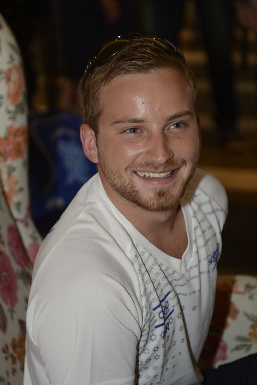 ������ ������