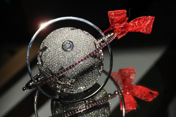 ������������� ��� �� Hallmark Jewellers.