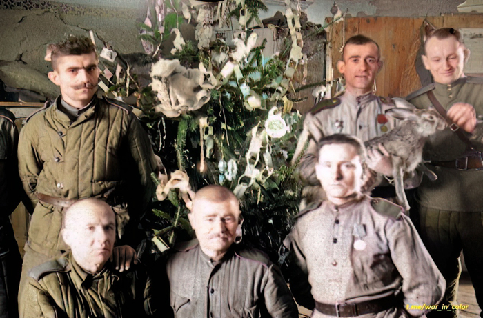 �� ����� � ������������� ���������� ������������: <!--noindex--><a href="https://pikabu.ru/story/boytsyi_i_komandiryi_118go_ukreplennogo_rayona_vstrechayut_novyiy_god_13554236?u=https%3A%2F%2Ft.me%2Fwar_in_color&t=https%3A%2F%2Ft.me%2Fwar_in_color&h=c59b77c2a7e352ce941a1c5e6bda0b213b0942d0" title="https://t.me/war_in_color" target="_blank" rel="nofollow noopener">https://t.me/war_in_color</a><!--/noindex-->