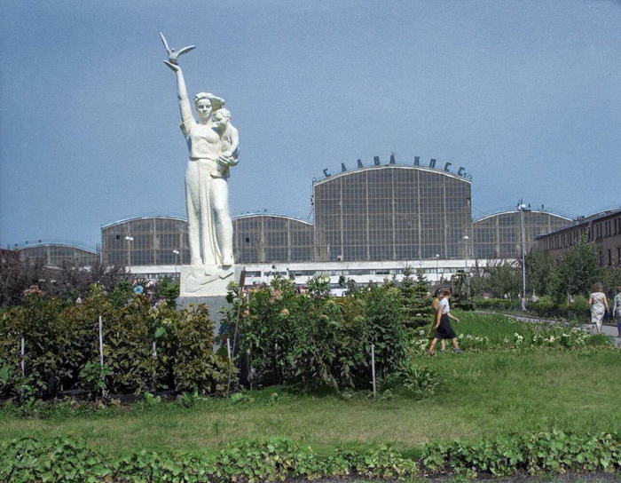 Автор: Владимир Акимов