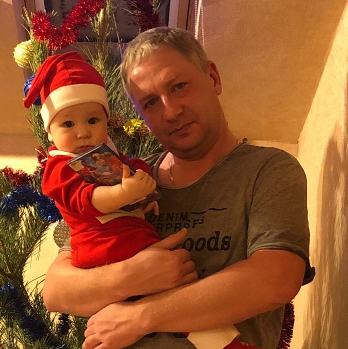 Антон Безчетвертев с сыном