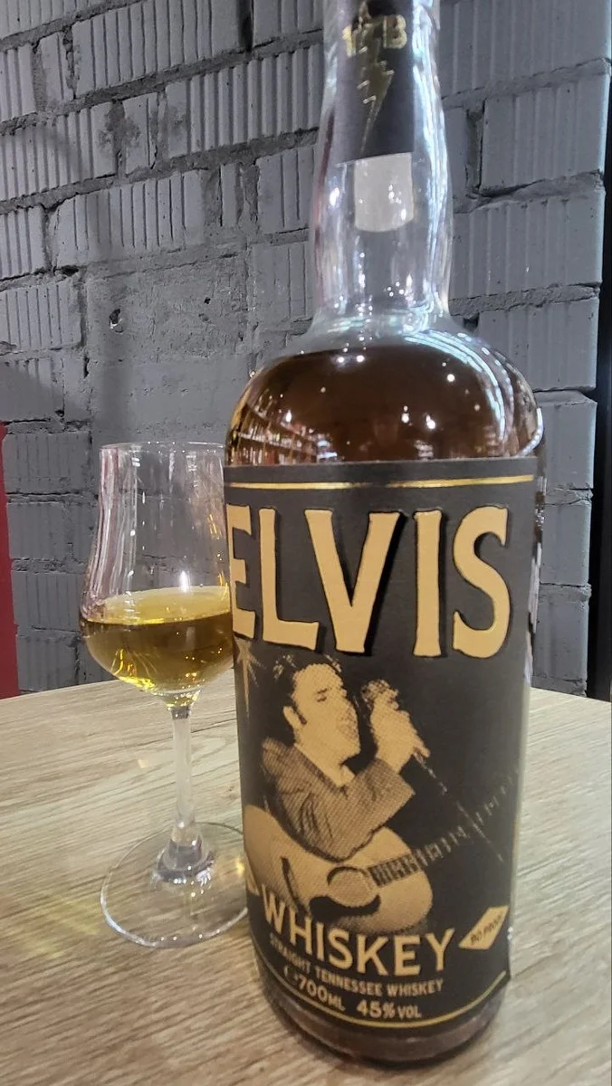 Обзор виски Elvis Whiskey Tiger Man. Straight Tennessee Whiskey. Еще один Элвис из штата Тенесси - Моё, Виски, Алкоголь, Напитки, Обзор, Отзыв, Элвис Пресли, Длиннопост