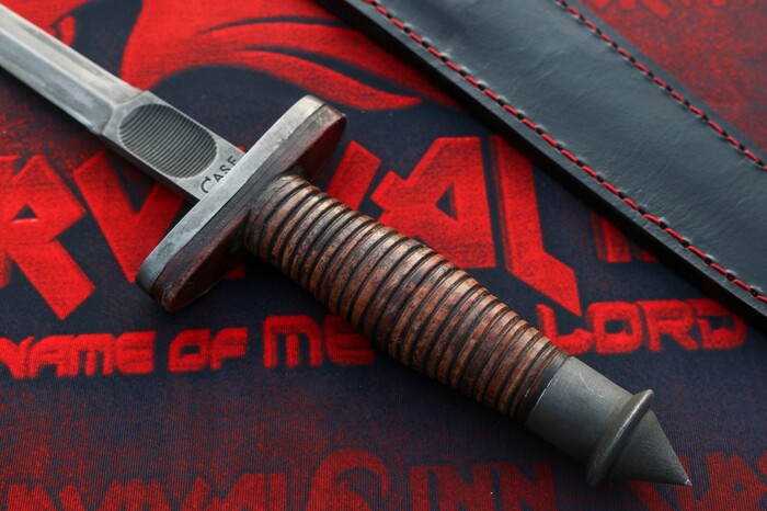 ������ V-42