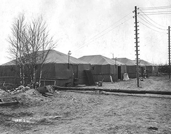 ������ � 1975