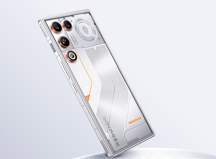 �������� �����������: Red Magic