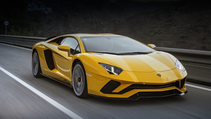 У кого 2025 был хороший? У Lamborghini рекордные продажи машин