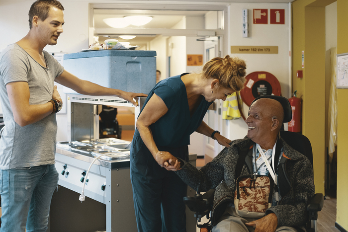 Нидерланды, Девентер - когда директриса с яйцами