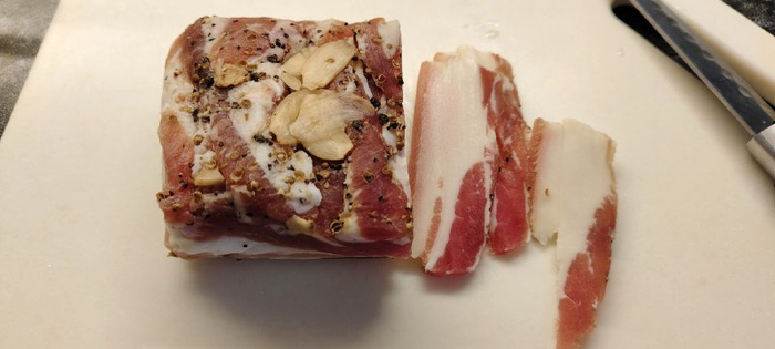 �������!