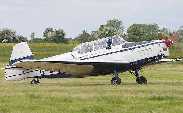 Zlin Z-326
