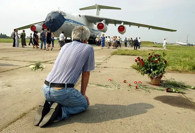 Su-27 plane crash at Sknilov airfield - Su-27, Plane crash, Ukraine, Airshow, Longpost, Politics