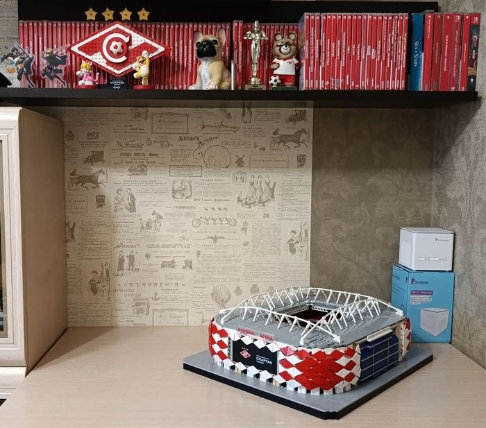 �������)