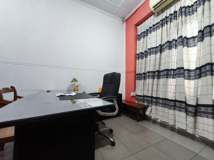 ���� � �����