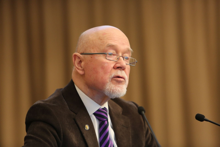 ����� ����� � ��������� �� ��� �������� ��������� ����������