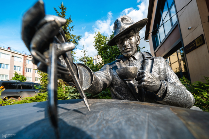 �������