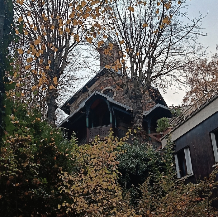 ����������� �������� (��. Paroisse Saint Serge)