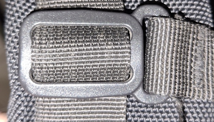 Угловая пряжка