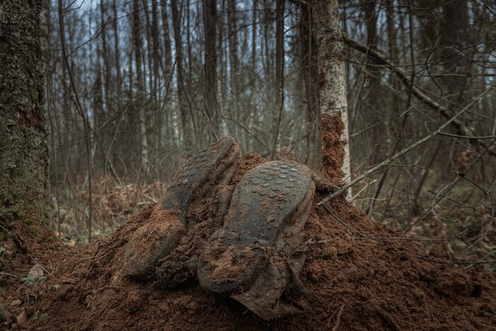 �������