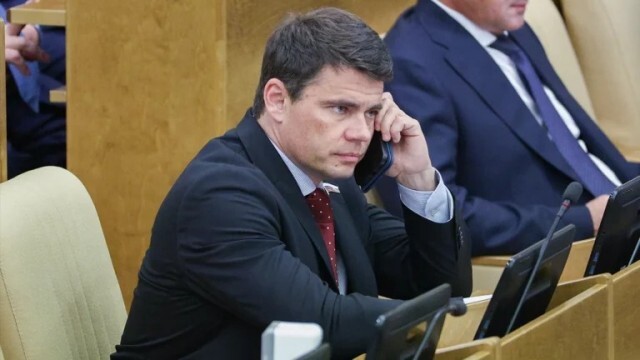 ������� �������� ������, ��� ���������� MAX ������ ������ ������� � ���� ������������� ������ � ��� � ������