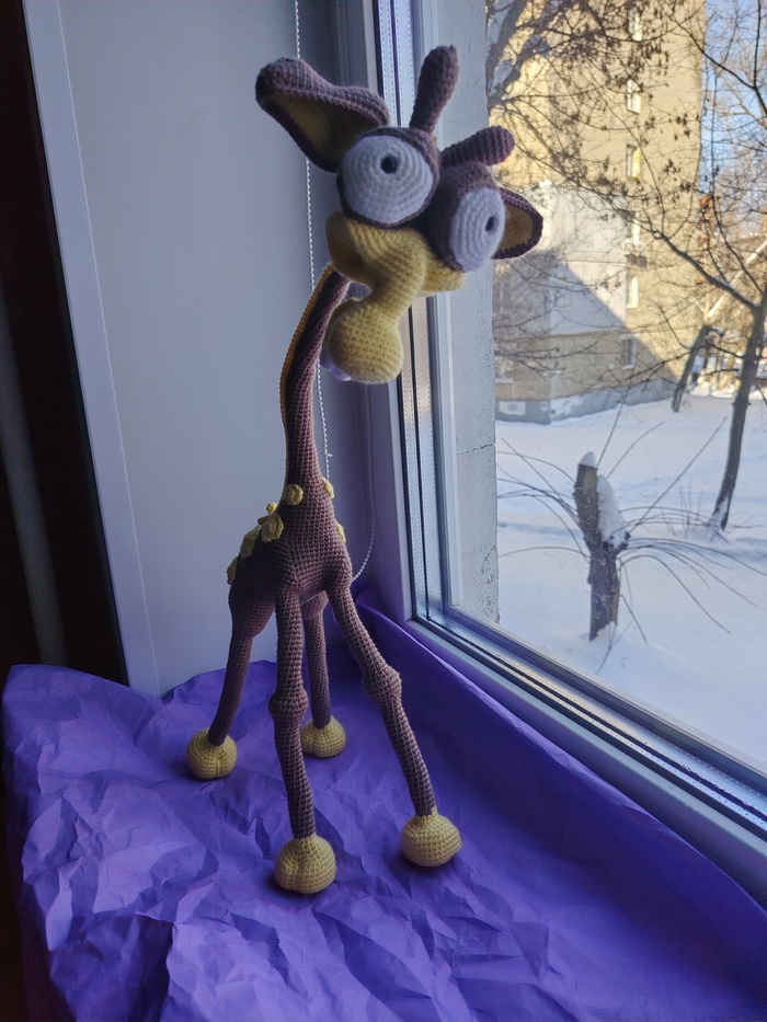 Не курит, не пьет - просто дурачок 🙈