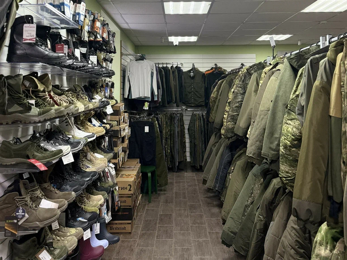 Почти 100% нашего ассортимента — отечественные бренды, и мы хотим часть товара шить сами под своей маркой. 