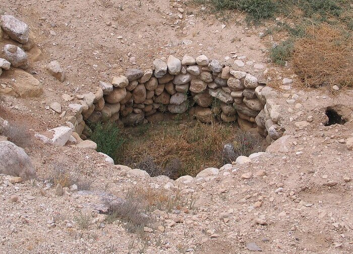 <!--noindex--><a href="https://pikabu.ru/story/chetyire_zagadki_drevnego_goroda_telbeyershevyi_v_pustyine_negev_13728596?u=http%3A%2F%2Fcommons.wikimedia.org&t=commons.wikimedia.org&h=1ed4ce9302f06835299f0a99e5048d4e7447b25a" title="http://commons.wikimedia.org" target="_blank" rel="nofollow noopener">commons.wikimedia.org</a><!--/noindex-->