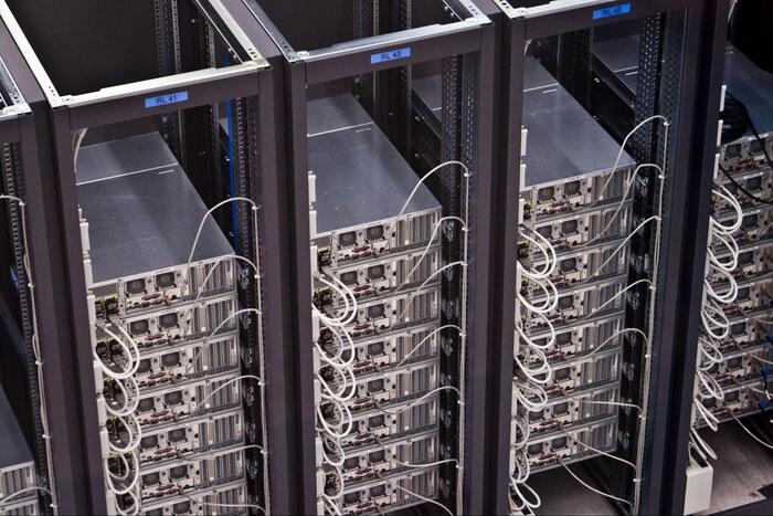 ������ �� ������ � ������ � ��������: 4 ��������, ������� ���� � �������� �������