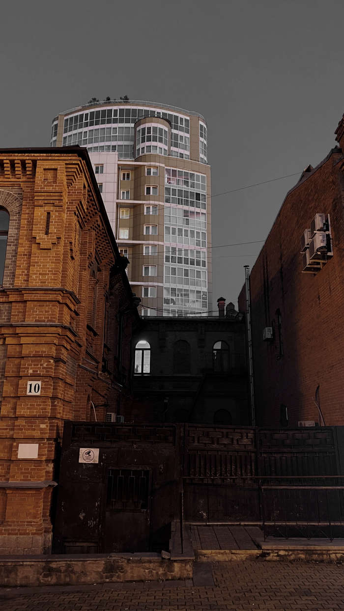 Антон Курдюмов фотограф в Хабаровске <!--noindex--><a href="https://pikabu.ru/story/mesto_prityazheniya_yekskursovodov_i_turistov_khabarovsk_muravevaamurskogo_13733643?u=http%3A%2F%2Ffoto-27.ru&t=foto-27.ru&h=c4dc76c26257bb313f0b0a64ab74262f5d50ea62" title="http://foto-27.ru" target="_blank" rel="nofollow noopener">foto-27.ru</a><!--/noindex-->