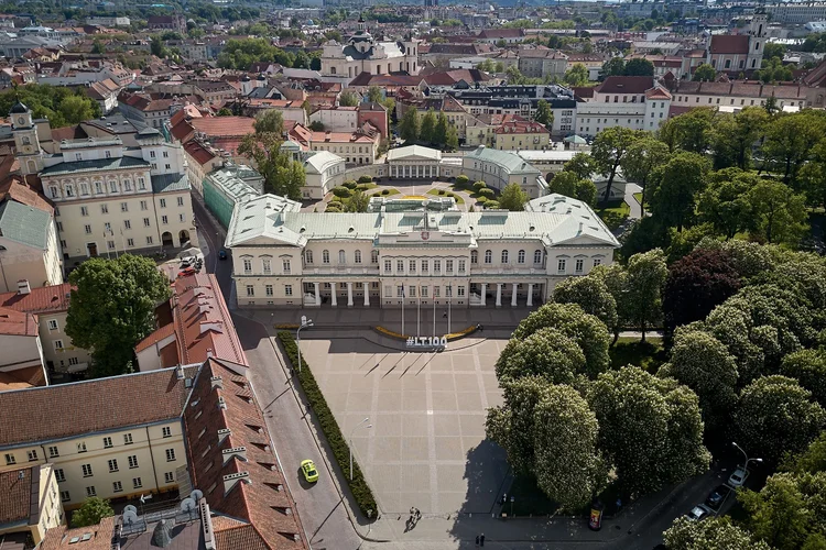 Confession of the Palace on Daukantas Square - Series Castles fortresses palaces, My, Castle, Lithuania, Vilnius, State institution, Travels, Longpost