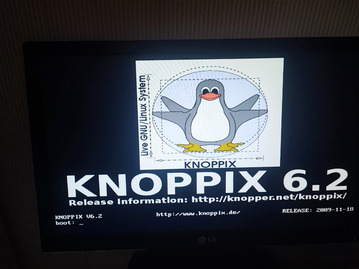 Потом была попытка запустить ПИнгвина.