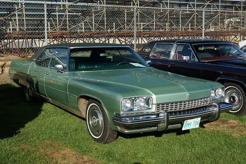 Buick Electra 225