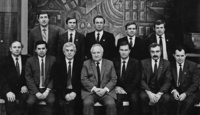 ����������� ��������� �������������������, �������� �., �������� �., �������� �., ��������� �., �������� �., ������� �., ��������� �., ������ �., ������� �., ������� �., ���������� �., ����� �., �. ������, 1990 �.