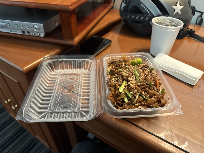 ������� � ����� �������� "�� �����" ��-�� ��������, ���� � ������. ������, �� ���� (��� ����). ����� � ��������� � ����.